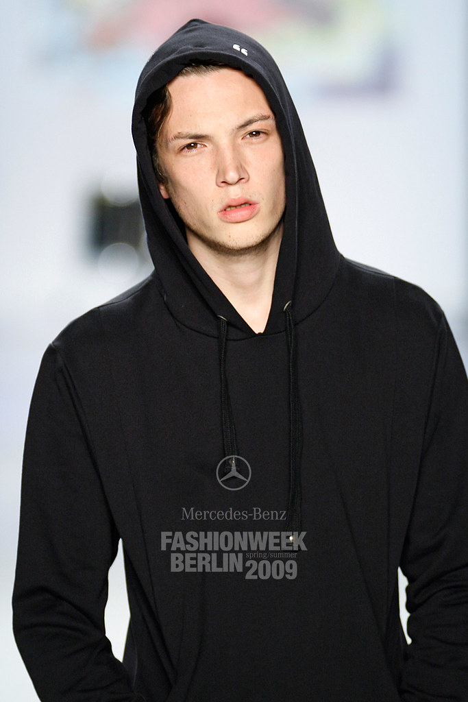 SS09 Mercedes-Benz Fashion Week Berlin_QED015_Sven Schumann