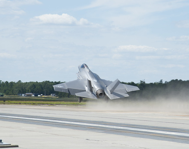 First F-35C catapult launch