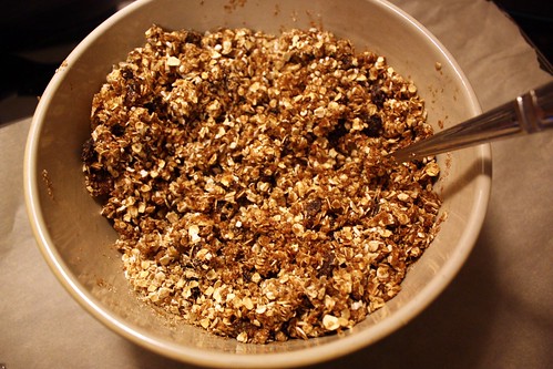 maple-cinnamon-granola