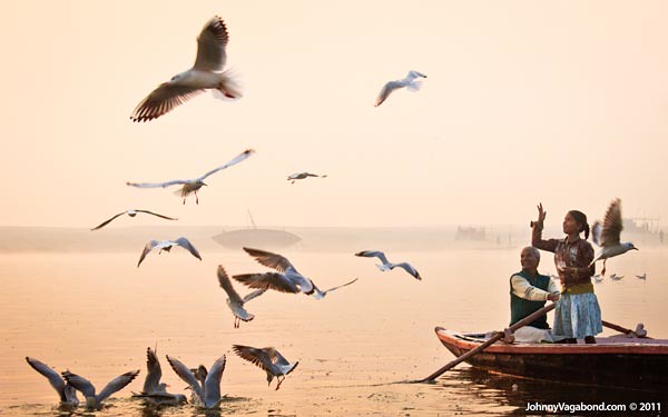 Desktop Wallpaper from the Ganges in Varanasi, India