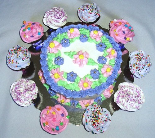Mini cake and cupcakes 1