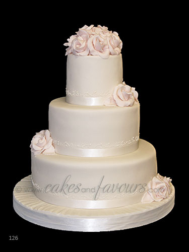 3 tier wedding cake stack
