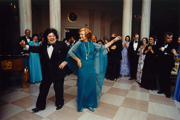 Betty Ford dancing with comedian Marty Allen, 1976 (Courtesy University of Texas)