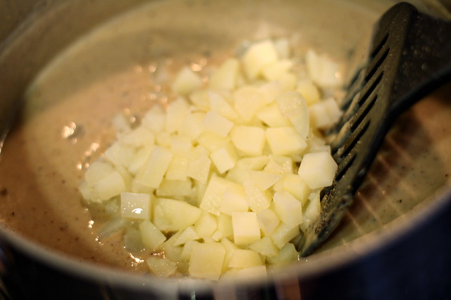 Roasted Cauliflower Soup 3