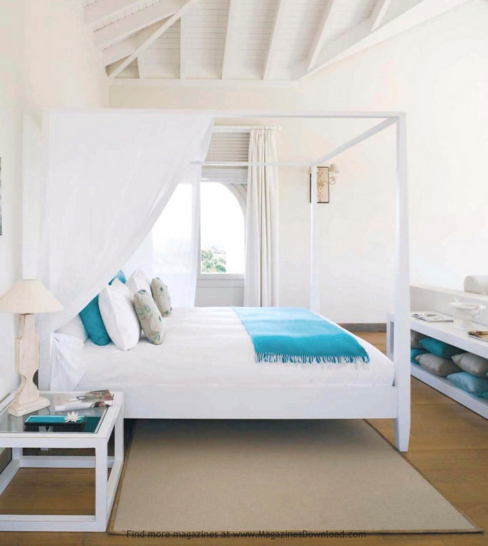 white-turquoise-bedroom-canopy-bed-beach-house-bedroom-