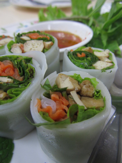 Thai vegetarian noodle rolls