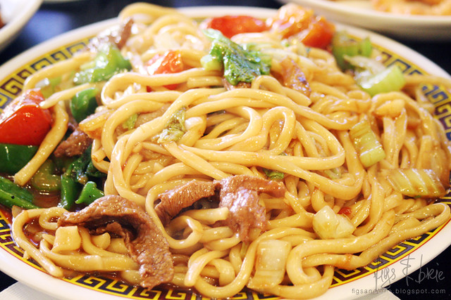 Beef Stir-fried Handmade Noodles, Chinese Noodle House