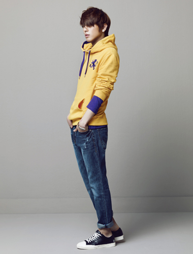 Jung Yong Hwa and Yoon Si Yoon for NII Spring 2010 Ad Campaign