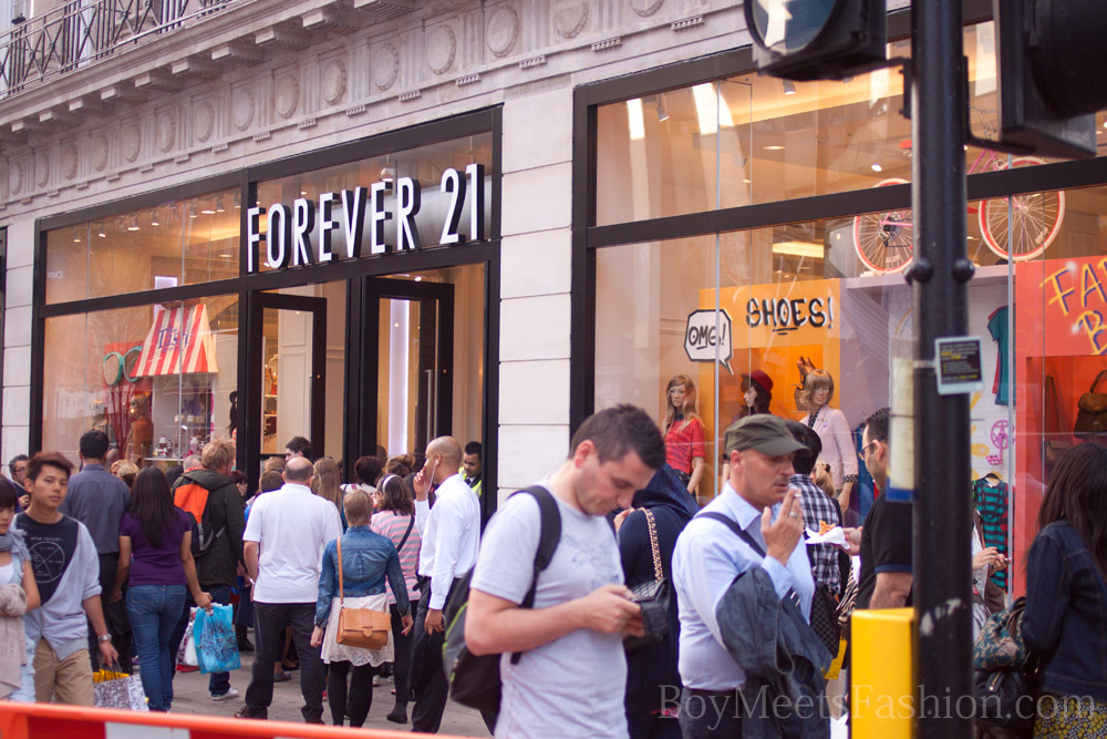 Forever 21 opens it's first ever London store - launch day!