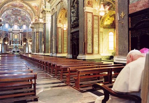 Juan Pablo II en el santuario en el 2003