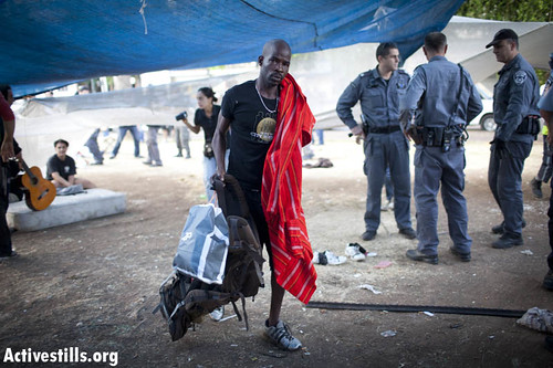 Eviction of the Levinsky tent camp, Tel Aviv, 03/10/11