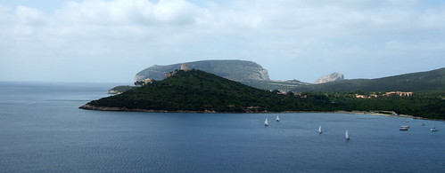 Day 5 09 Torre Nuova and Capo Caccia from bus
