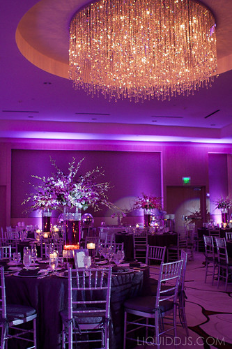  Lauderdale wedding Lavender uplighting and pinspotting of centerpieces