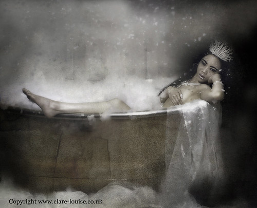 Snow Queen in the bath