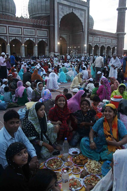City Moment – Breaking the Fast, Jama Masjid