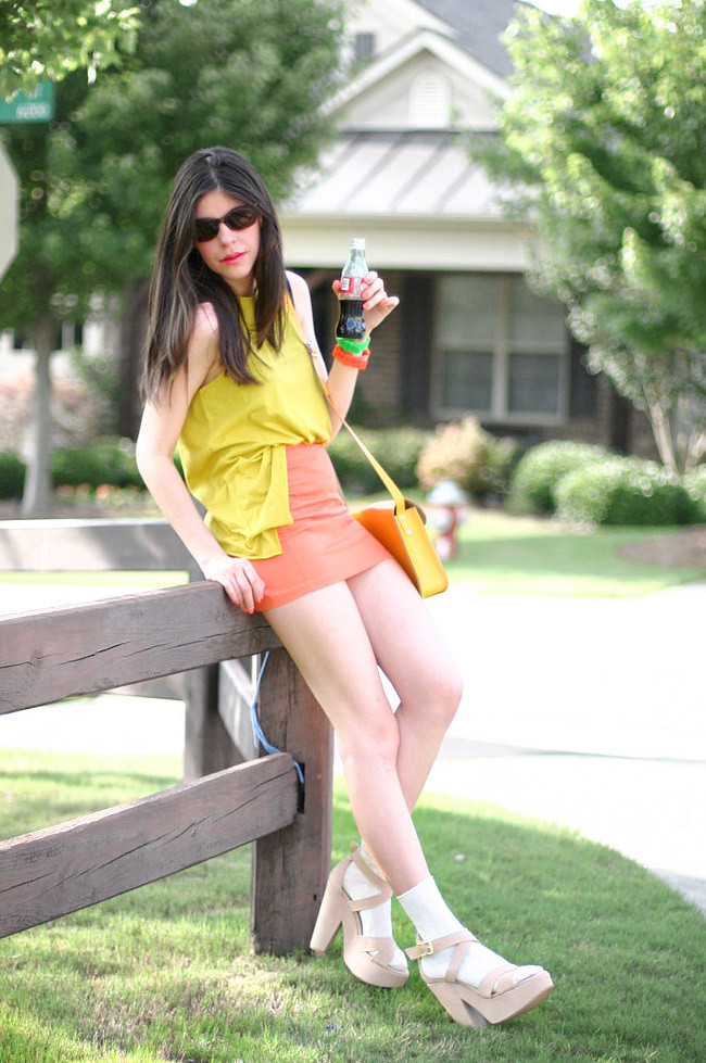 Color Blocking Fashion, Coca Cola, Outfit Style