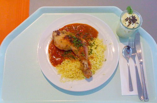 Hähnchenkeule mit Paprikasauce / Chicken tigh with paprika sauce