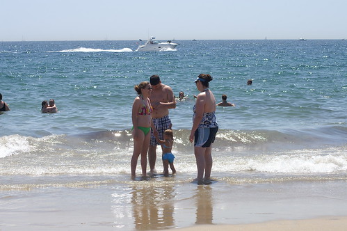 Rebecca, Jacob and Johanna on the beach