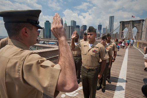 New York Marine reenlists on Brooklyn Bridge, Aug 4