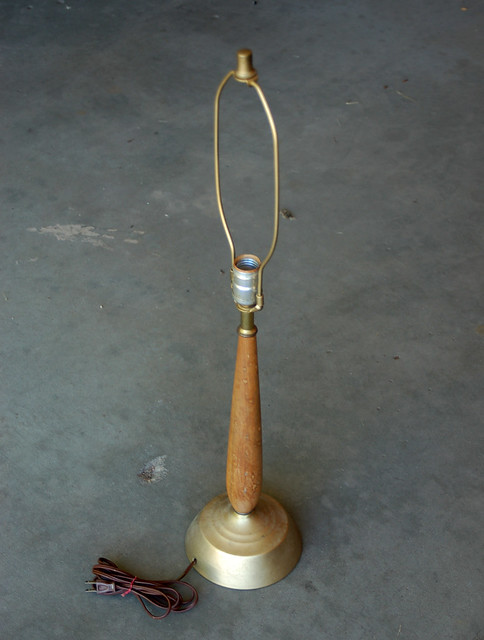 Midcentury lamp base