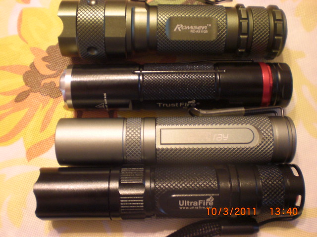 4 AA flashlights