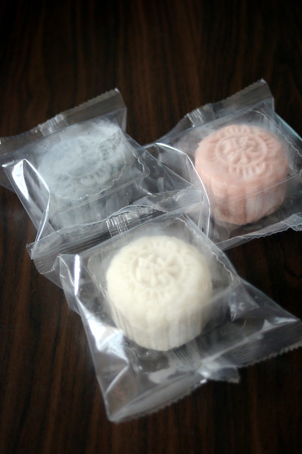 Mini Snow-skin Mooncakes ll individually wrapped