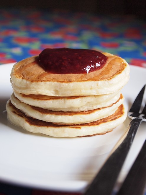 Cheesecake Pancakes with rasberry Jam