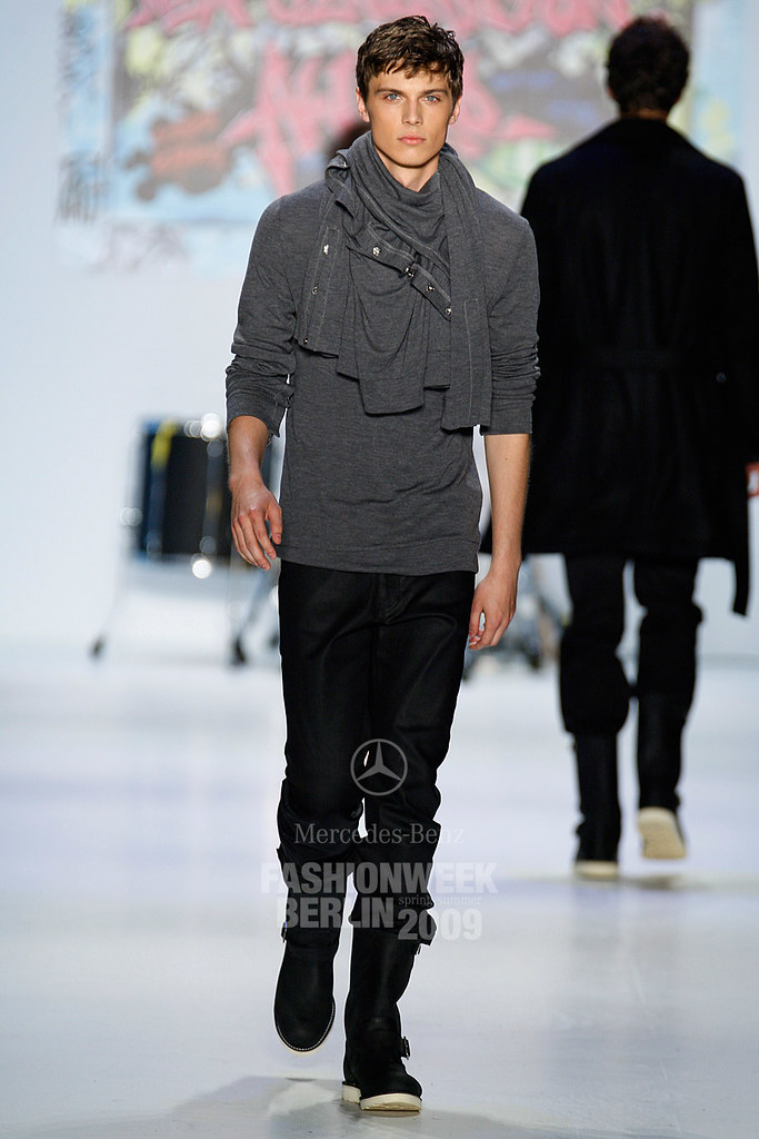 SS09 Mercedes-Benz Fashion Week Berlin_QED017_Enrico Petzold