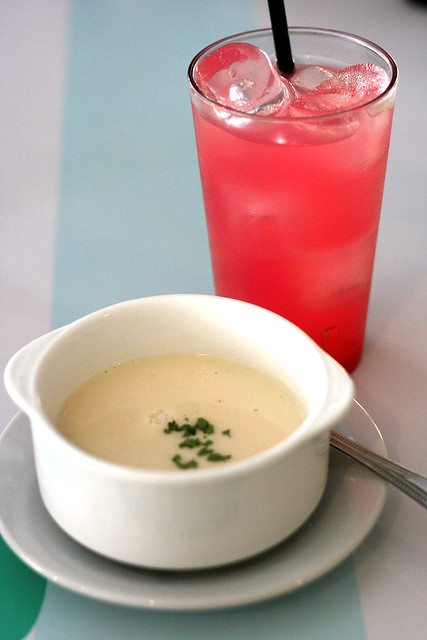 The weekday lunch set comes with soup and drink