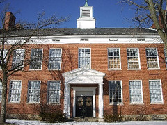 the school is being converted into lofts (via SchoolStreetLibertyville.com)