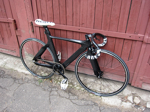 Ultralight Carbon Monocoque Fixed Gear Rocket ©  CityCycle Shop / Workshop (Moscow)