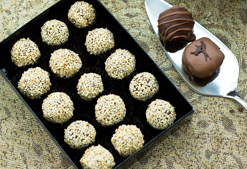 Honey and Sesame dark chocolate truffles 