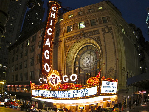 Chicago Theatre marquee