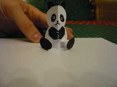 Panda réalisé à la formation pop up book au Clj Bxl