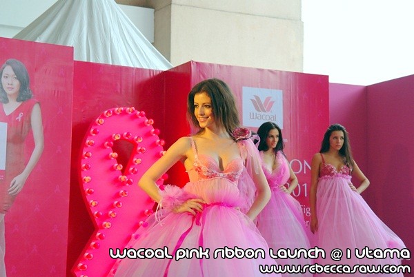 Wacoal Pink Ribbon Launch @1 Utama-8