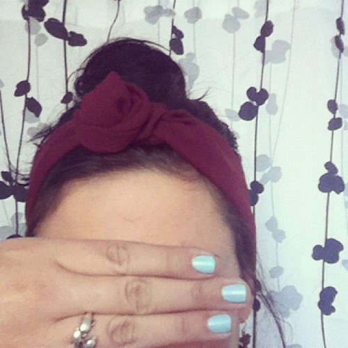 #burgundy headband #pastel #blue nails