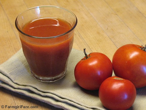 recipe: how to make your own homemade v8 juice (vegetable tomato juice)