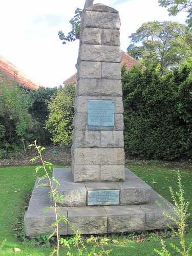 Captain Cooks Cottage Obelisk - Great Ayton