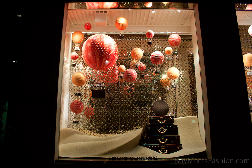 Louis Vuitton, Bond Street - Window display (Sept 2011)