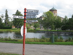 2011-4-27-finland- savonlinna -castle