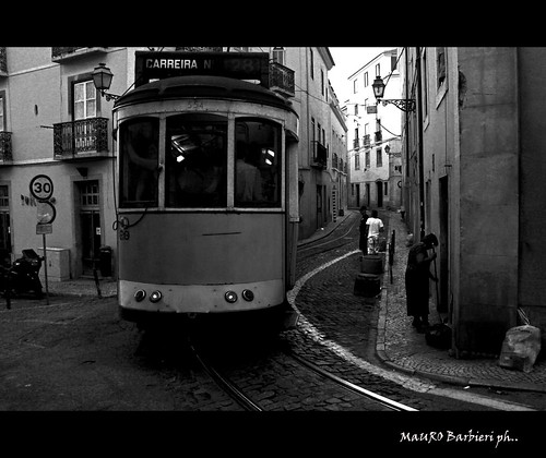 Lisboa by mono71