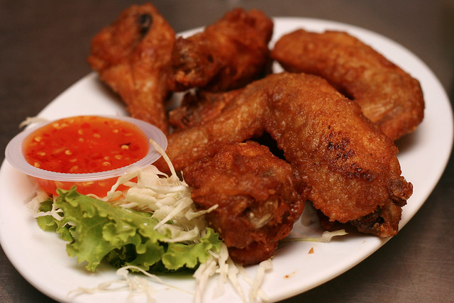 Peek Gai Thod (S$5 for 3 pieces) - Fried Chicken Wings