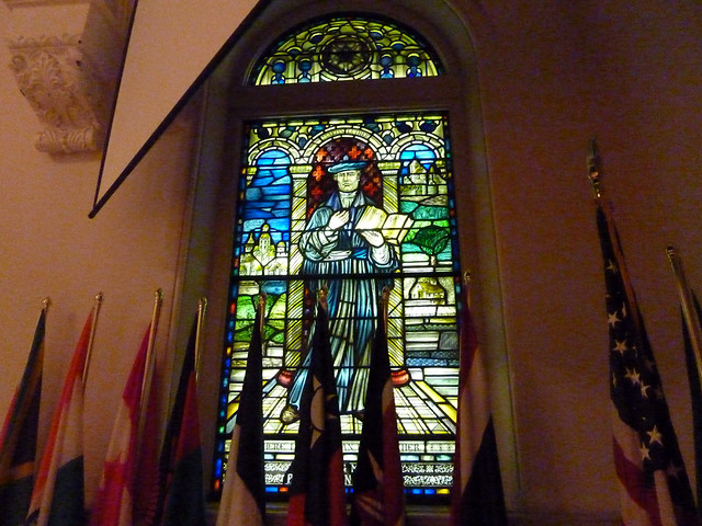 P1000544-2011-09-25-APC-Sacred-Spaces-Tour-North-Avenue-Pres-Luther-Stained-Glass