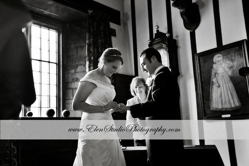 Wedding-photos-Rockingham-Castle-G&M-Elen-Studio-Photography-s-011.jpg
