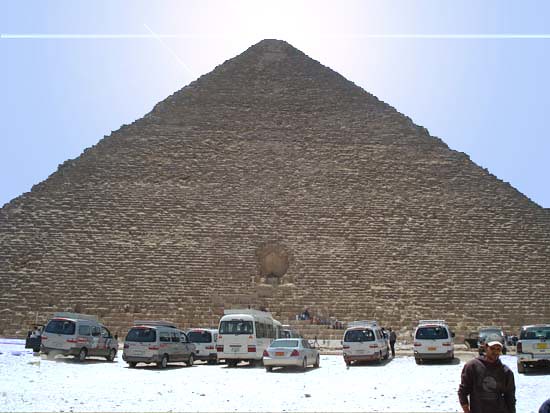 Khufu Pyramid 1 Monmajhi