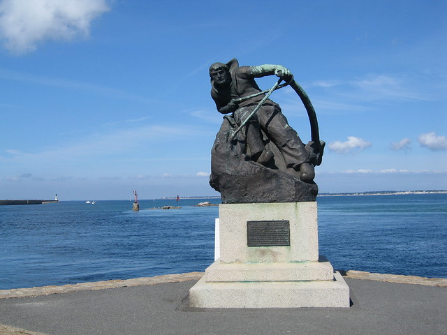 Le Croisic - Statue de Hervé Rielle