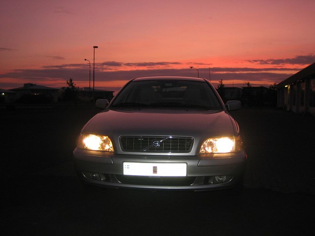 2002 sunset silver volvo s40