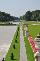 Schloss Nymphenburg - Straight garden lines