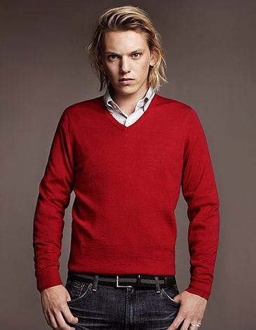 Jamie Campbell Bower0020_UNIQLO AW11