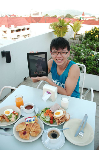 Sino-House Phuket Hotel - Breakfast